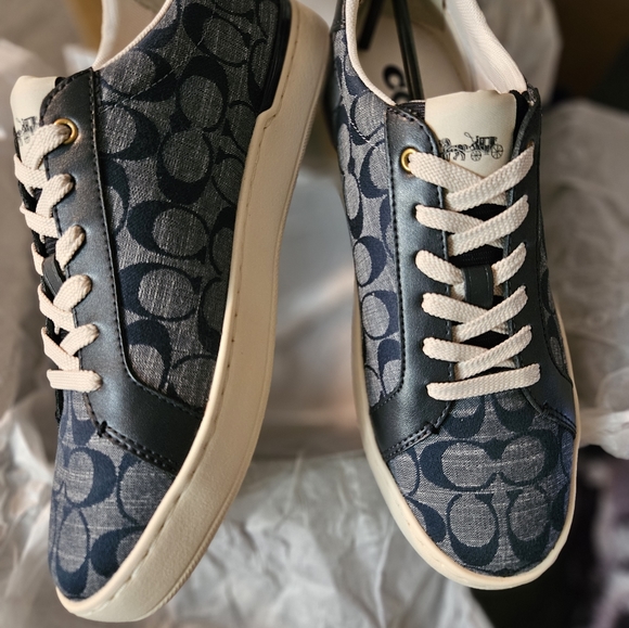 Coach sneakers - Picture 1 of 5